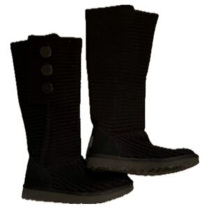 UGG CARDI BOOTS LIKE NEW